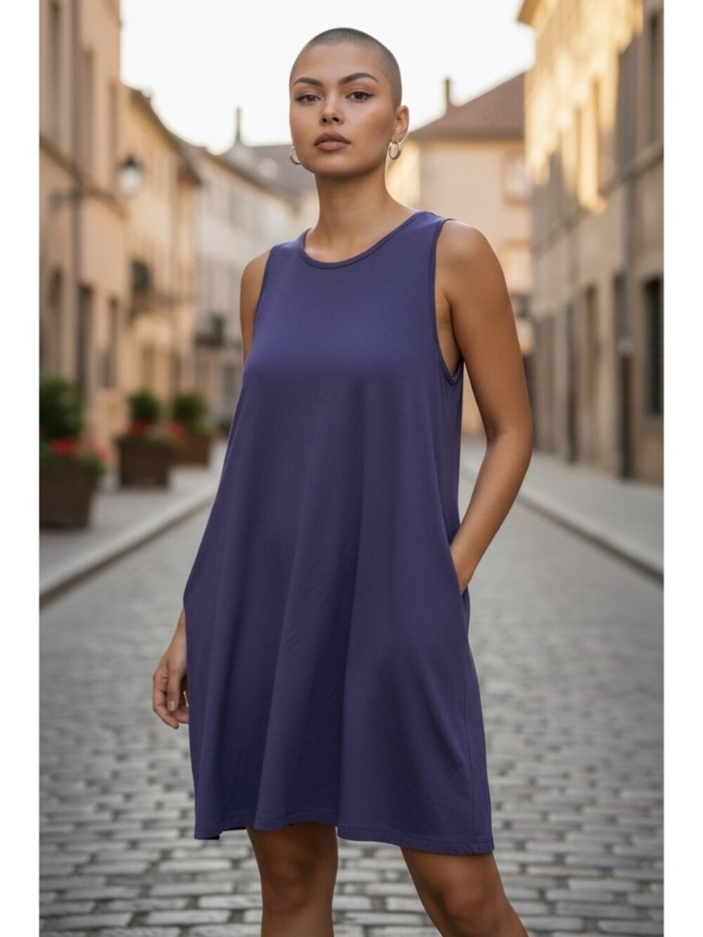 Time & Tru Women’s Navy Blue Loose Fitting Dress with Pockets